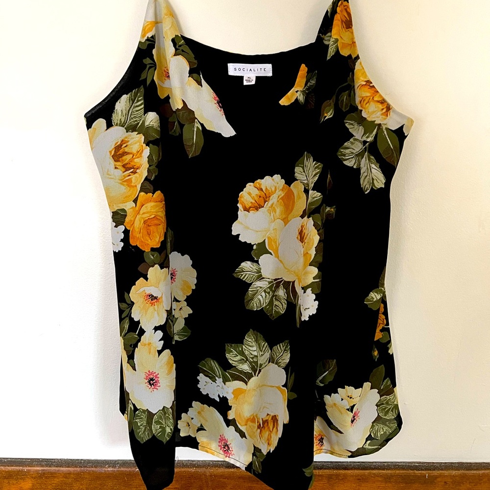 Socialite XL yellow floral strappy